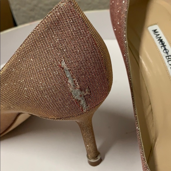 Manolo Blahnik Hangisi pumps - Picture 4 of 8
